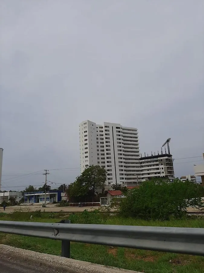 Sierra Beach サンタ・マルタ