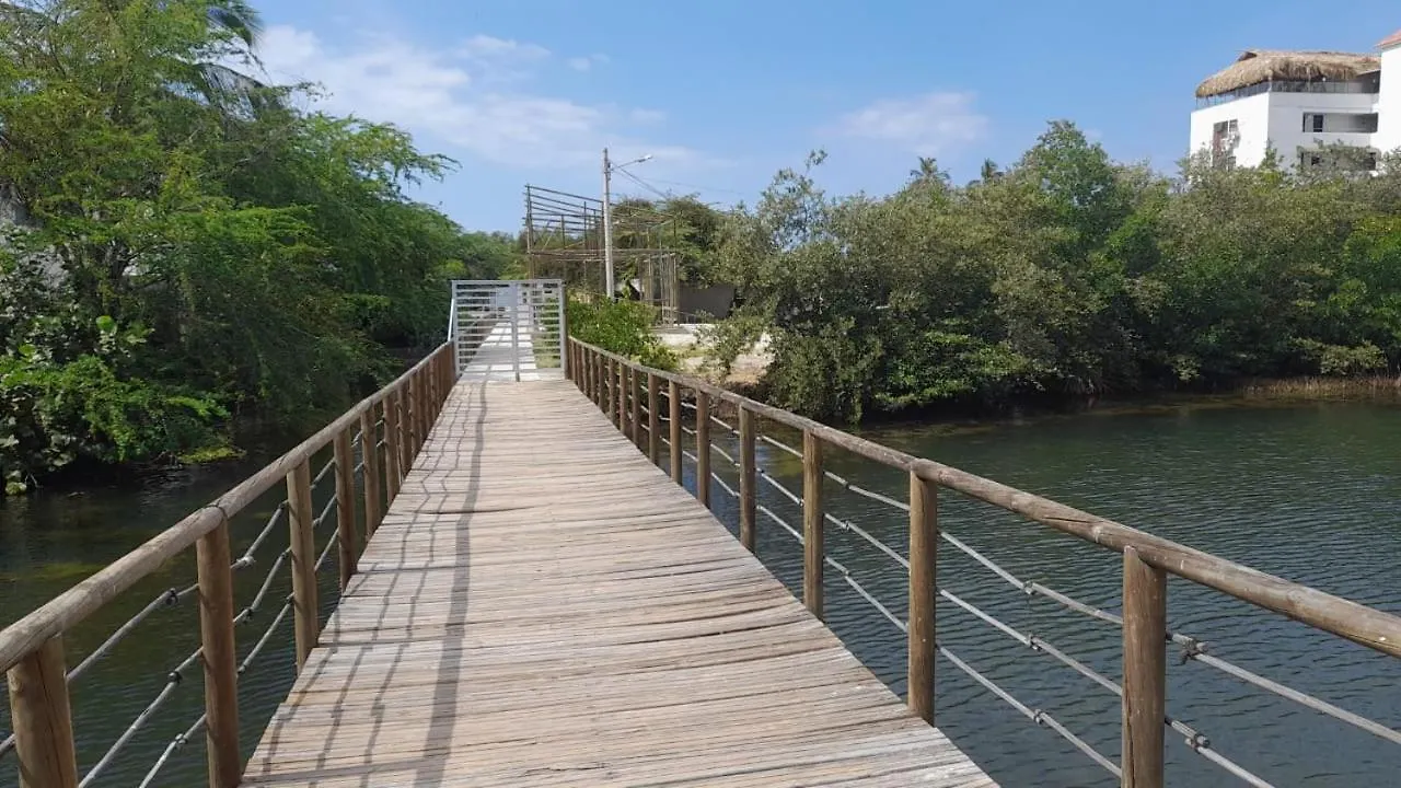 Sierra Beach サンタ・マルタ コロンビア
